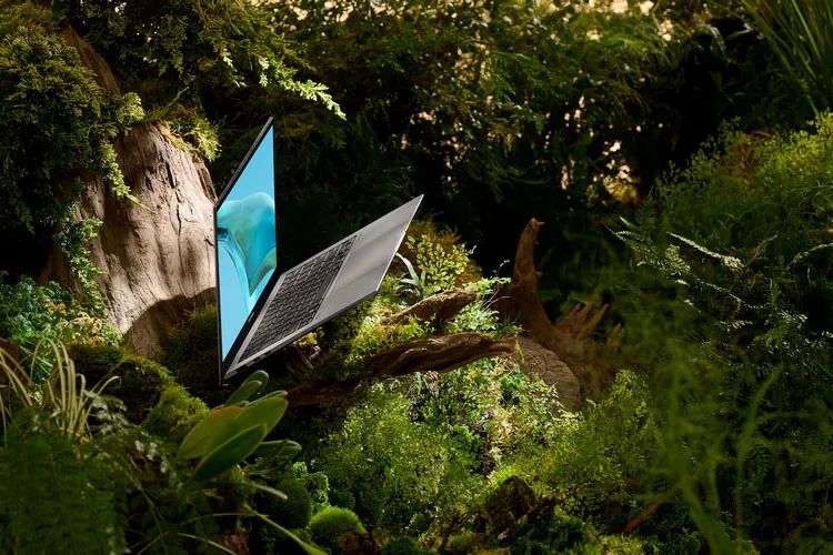 華碩最薄Zenbook S 13 OLED筆記本發布：1kg 重，1cm 厚