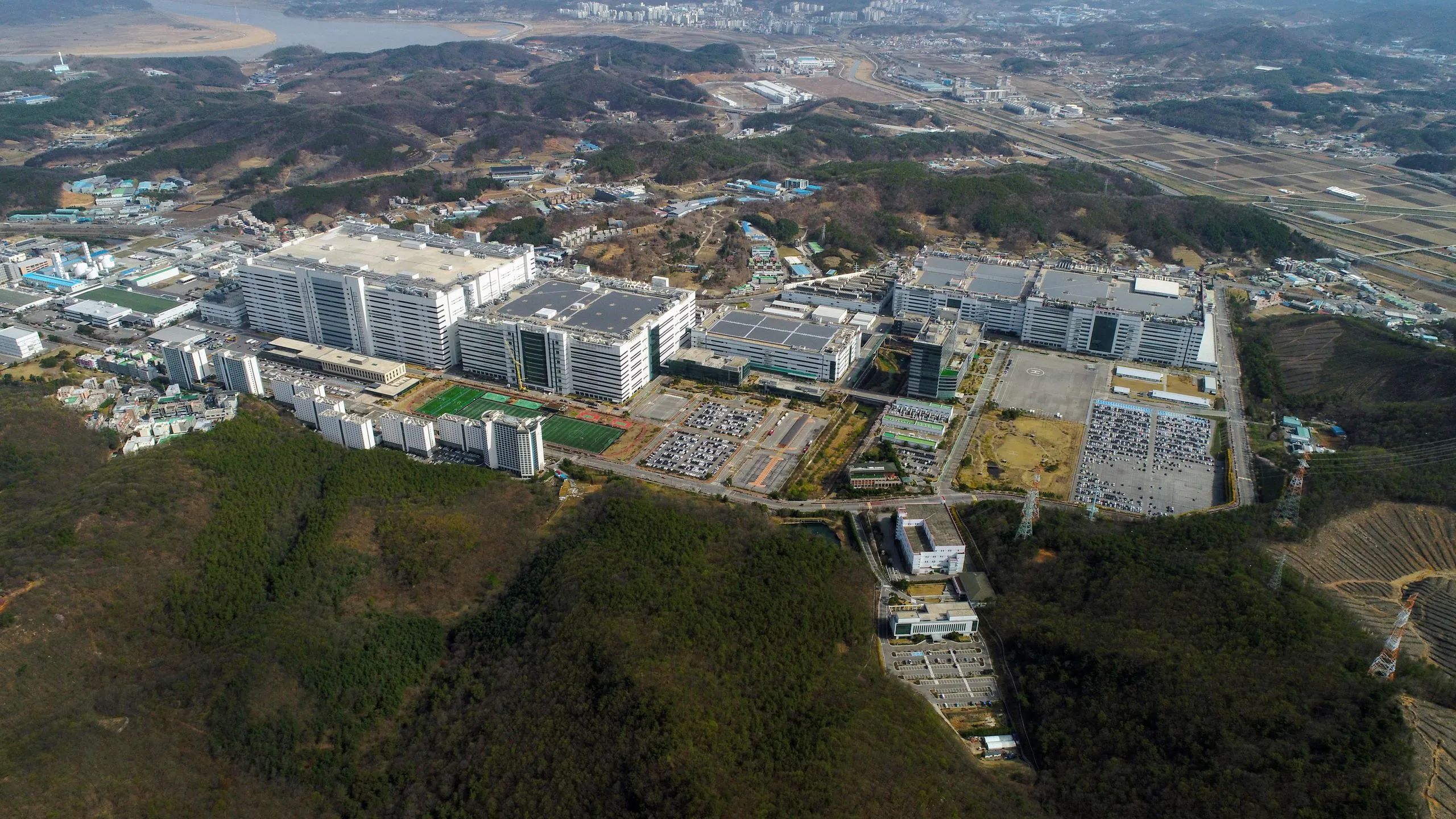 LGD坡州6代OLED擴建線基礎(chǔ)設施完成