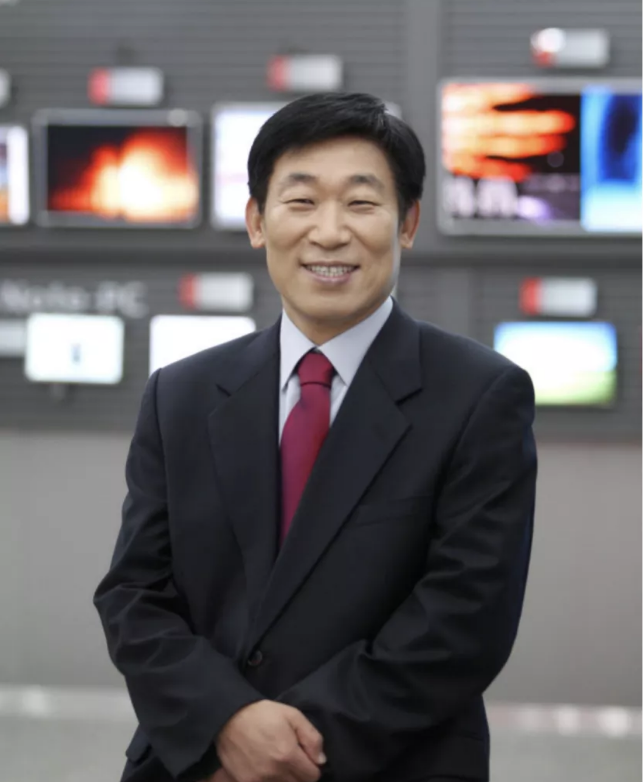 前三星電子社長張元基加盟奕斯偉與王東升強強聯手，OLED驅動芯片市場恐迎來變革？